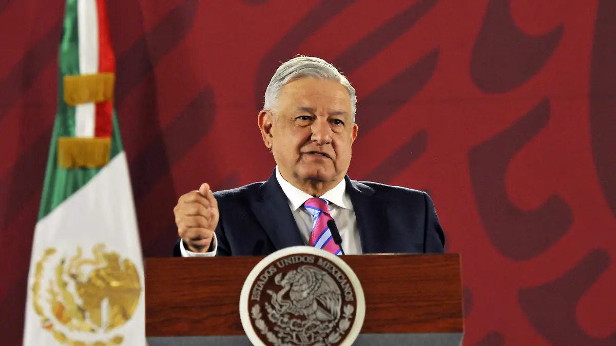 AMLO 10